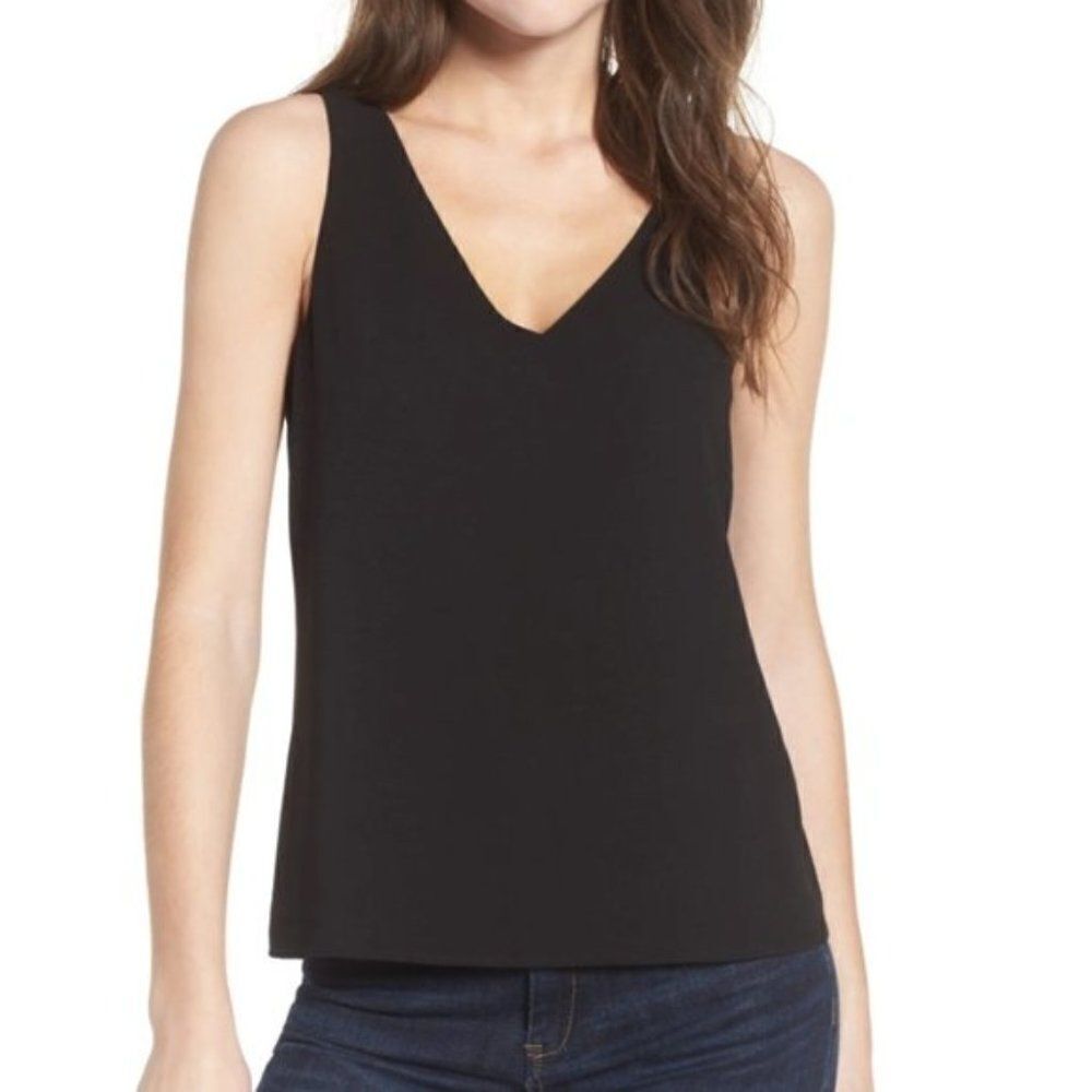 WAYF | V-neck + V-Back Crepe Sleeveless Top - [size XS in Black]